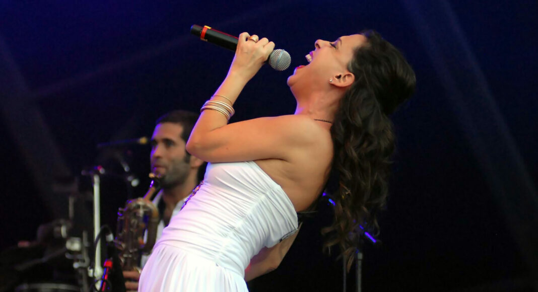 Bebel Gilberto