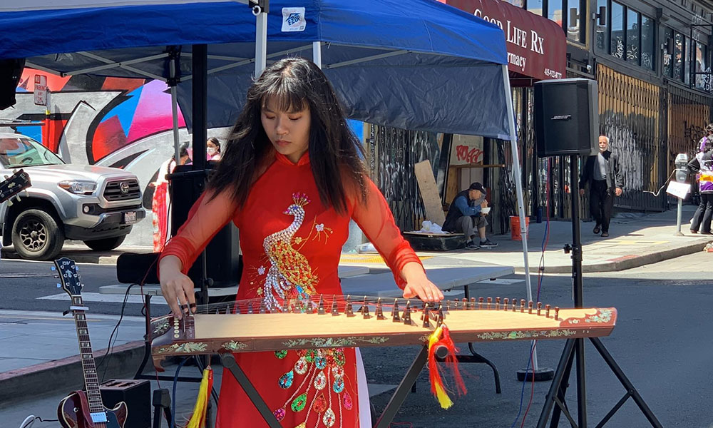 Image for display with article titled Make Music Day Fills the City With Sound for Summer Solstice