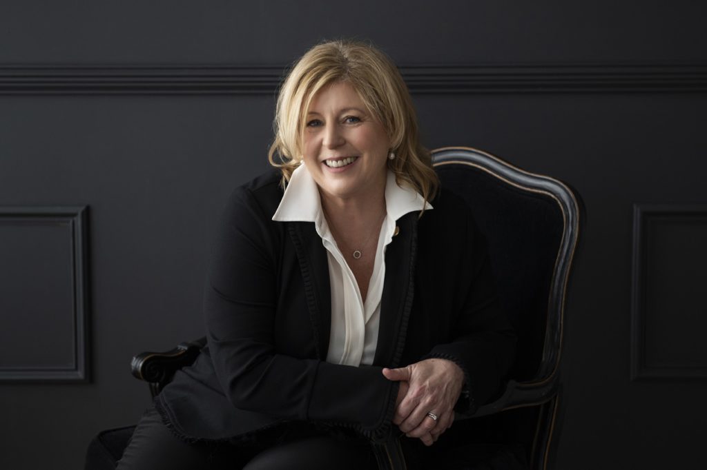 Image for display with article titled Liane Moriarty in Menlo Park