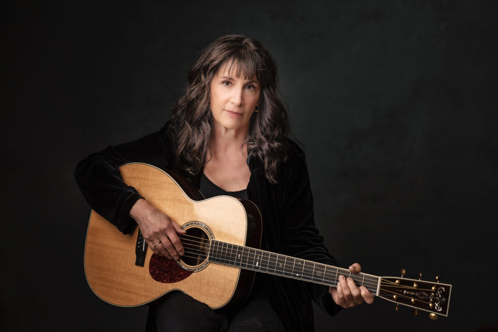 Image for display with article titled Karla Bonoff in Saratoga