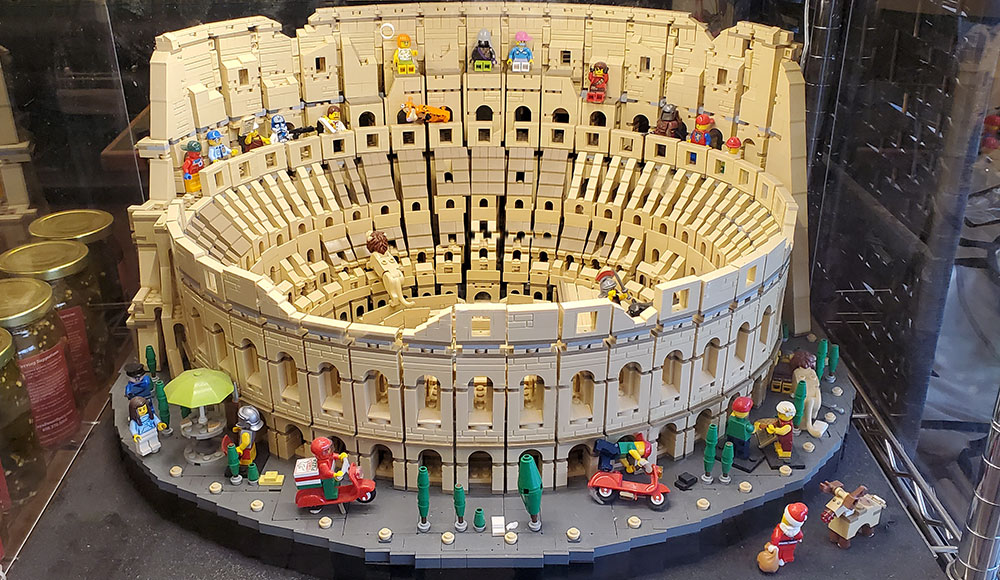 Lego model of the Colosseum